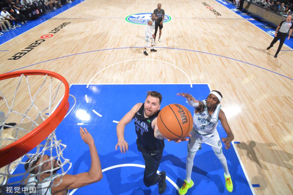 正如其他成 正如其他成